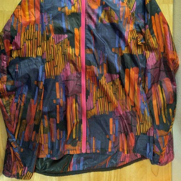 Brooks Run Happy Abstract Zipper Ultra Light Performance Windbreaker - Picture 3 of 8